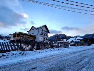 Casa Ioana și Florin - 0