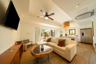 Villa with Jacuzzi and pool view in Monterrico - 5