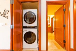 Kolea 14F - Heated Pool Gym & More - 1