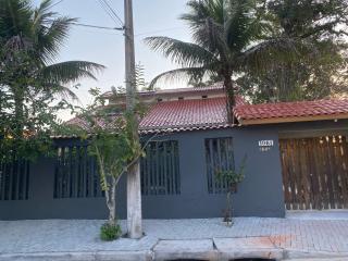 LARA'S HOUSE - 5