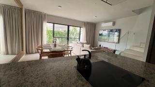 Vacation in Paradise! - 9