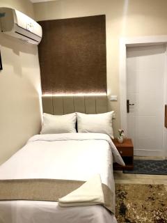 Casablanca Inn - Boutique Stay in Downtown Cairo - 3