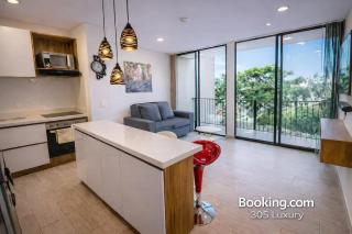 Jacuzzi en azotea piscina Amara 305 Premium - 1