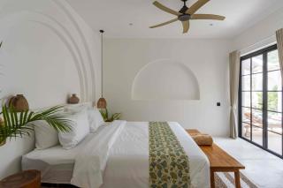 Private Pool Villa in Central Canggu-Walk to Cafés - 8