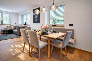 BLACKSTYLE - AlpenLuxus Collection - 6