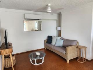 Pleasant View Apartment - Ocean View - 1