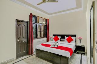 Super HOTEL DIAMOND TREE SECTOR 49 NOIDA NEAR PRAYAG HOSPITAL - 0
