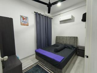 ARJ Residensi 19 at Sri Cemerlang 3BR, Wifi, Netflix - 0