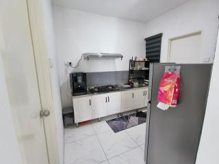 ARJ Residensi 19 at Sri Cemerlang 3BR, Wifi, Netflix - 6