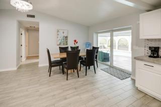 Heated Pool & BeachFront Villa with Soundproofed Doors in heart CapeCoral - 9
