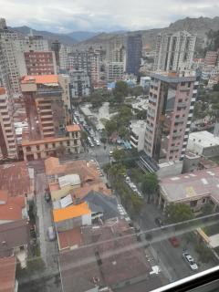 Moderno & Cálido en el corazón de Sopocachi - 0