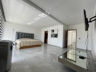 Luxury residence with pool - 4