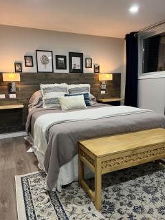 Deluxe Country Escape-Entire Basement Unit - 8