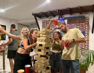 Iguana Party hostel - 7