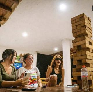 Iguana Party hostel - 9