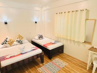 PamAnilao and Padoy's Dive Camp - Cidade de Batangas - 3