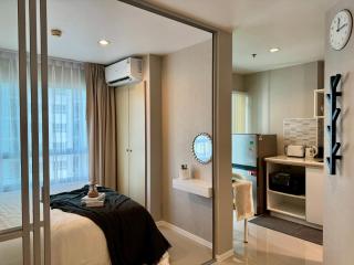 Lumpini Seaview Jomtien Pattaya 14F - 6