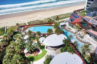 Iconic Views, Modern Luxury, Prime Location 2 Bdrm - 5