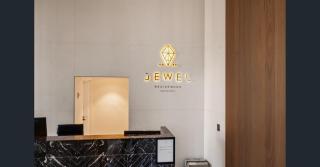 Iconic Views, Modern Luxury, Prime Location 2 Bdrm - 6