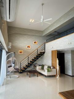 Bella Vista-Luxurious Hilltop Penthouse with Ocean View - 9