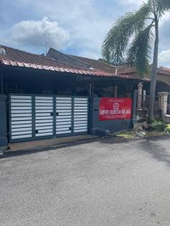 HOMESTAY SUNGAI UDANG 3 Bilik aircond - 0