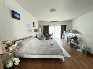 ThirdFloorPhimHouse - 0