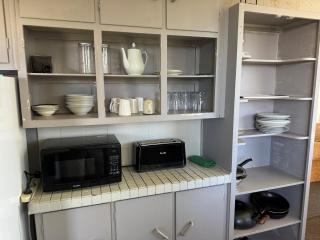 Mount Budget Accommodation - 9