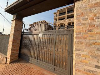 APL Home Modern Comfort Serene Stay - Kampala - 6