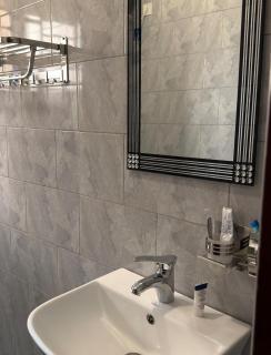 APL Home Modern Comfort Serene Stay - 1