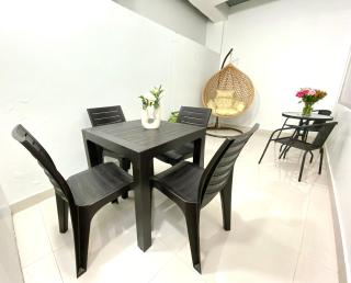 Apartment 3 in the center - 2 Bedroom 1 Bath - 3