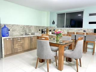 Apartment 6 in the center - 2 Bedroom 1 Bath - 2