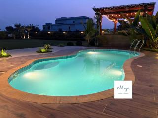 Vihari's Nature Embrace by MagoStays - 1