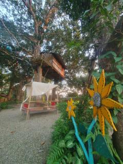 Pemsee's Tree Town - Eco Treehouse Hostel - 4