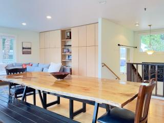 Pet Friendly, Spacious, Hot Tub, Pizza Oven - 1