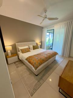 NEW Beachfront 3-bedrooms Apartment in Tamarin, Ocean Legend - 5