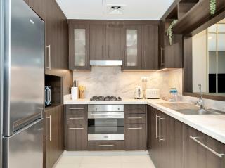 Kensington 1BR and Study with Sofa Bed Burj View Dubal mall link - 5