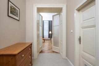 Charming home near Old Town and Central Station - 0