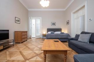 Charming home near Old Town and Central Station - 6