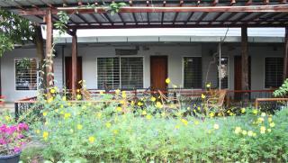 My Parents Guesthouse - 8