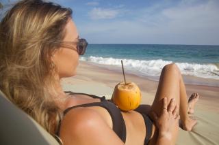 Coastal Dream House with Jacuzzi - 3 Bedrooms - Just Steps from a Stunning Beach - 6