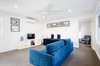 Ocean Grove Beach House 2 - Pets - Late checkout - Accessible - 9