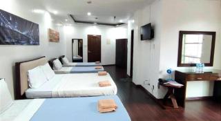 NYC Manhattan Suites - 7