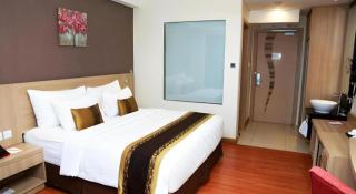 Golden Tulip Galaxy Hotel Banjarmasin - 3