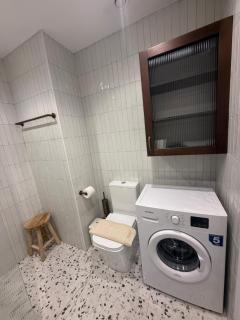 The Retro Suite Kato Paphos 2 min to the beach - 9