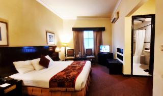 Bravo Suites Hotel, Lahore Canal Road - 8