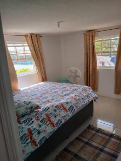 Hills with views Hideaway - 9