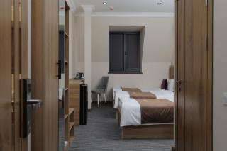 Royal Sebzor Expo Hotel - 4