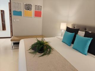 Dewa 1302 Poolside Resort Spacious 2 Bedroom - 4