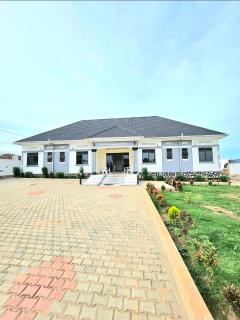 Gibson motel mbarara - 2