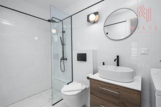 Manzzaro, Nilie Hospitality MGMT - 6